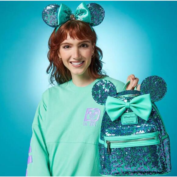 Disney Parks Minnie Mouse Sequin Loungefly Mini Backpack Blue and Purple New